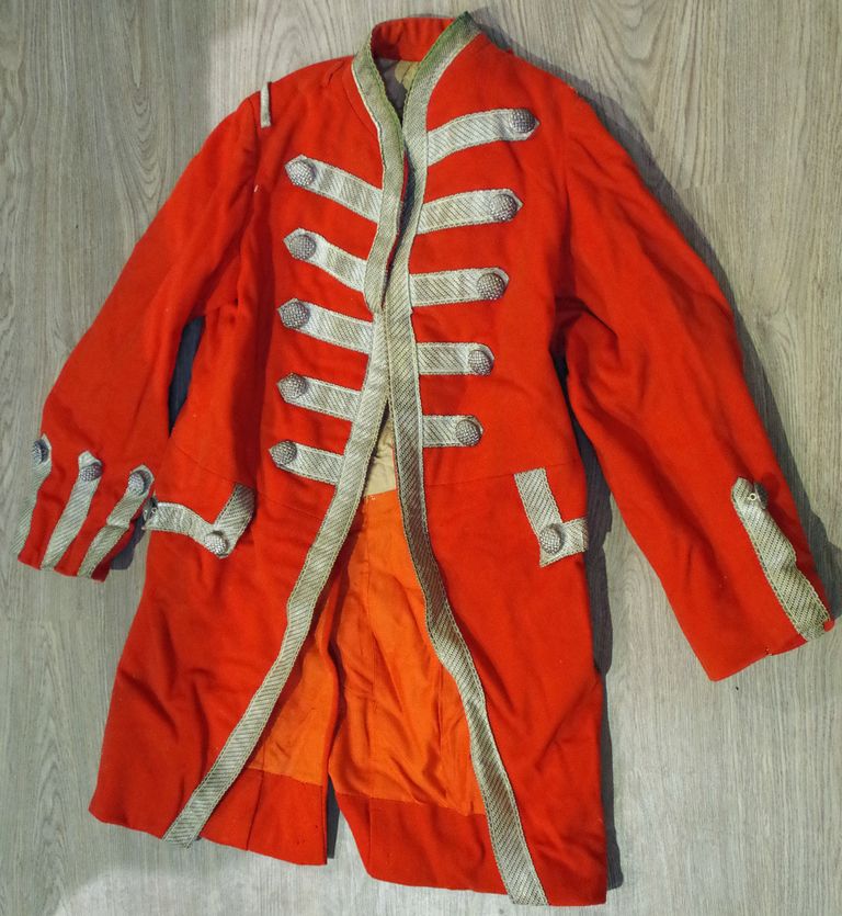 Sommaire des textiles de l'église de Lédenon