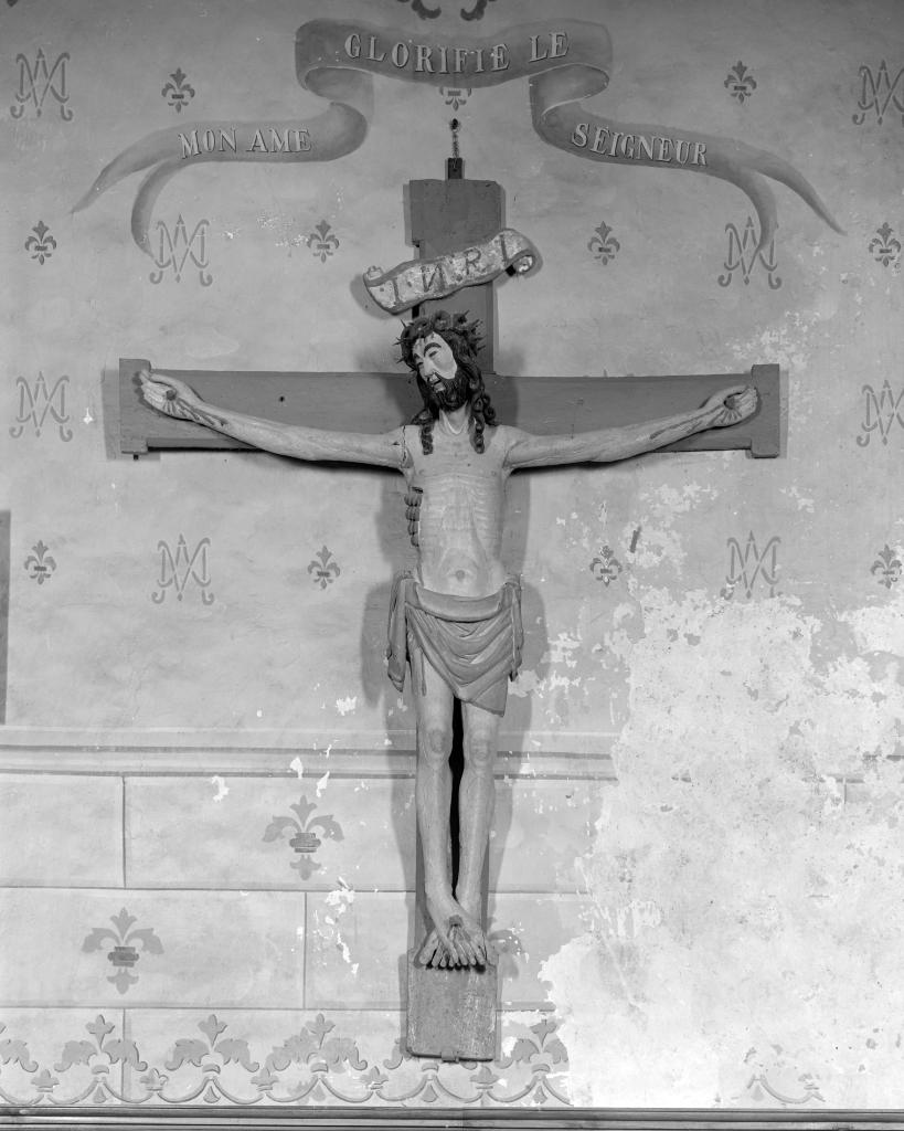 croix : Christ en croix