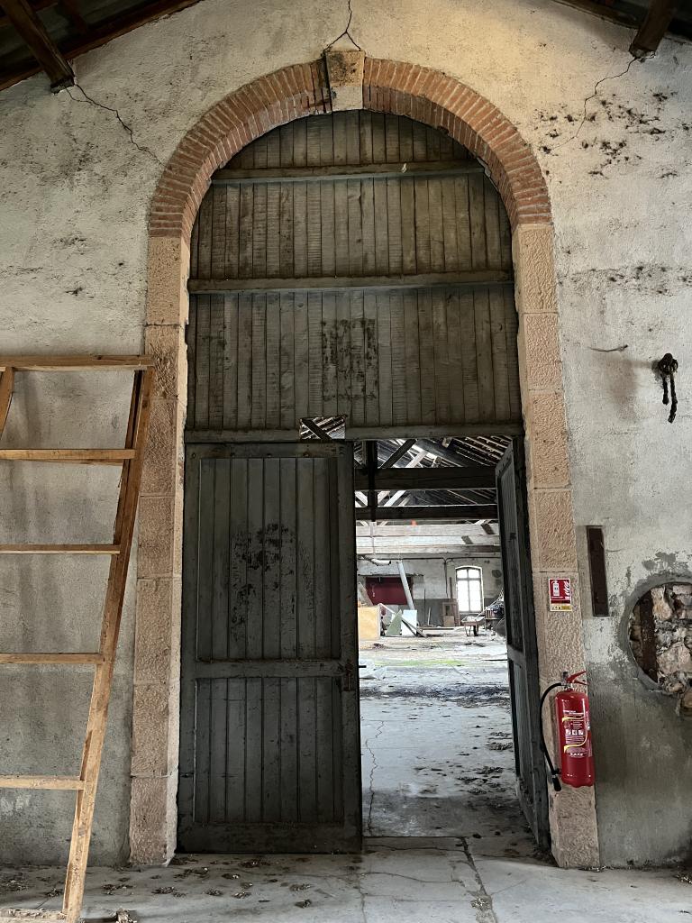 Ancien foulon, ancienne papeterie de la société Lacroix, actuellement usine hydroélectrique