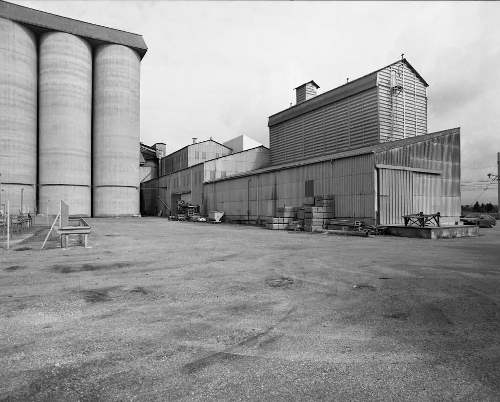 minoterie Ricard et Rigaudis, actuellement Silos du Razès
