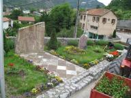monument aux morts de la guerre de 1914-1918, de la guerre de 1939-1945 et de la guerre d'Algérie
