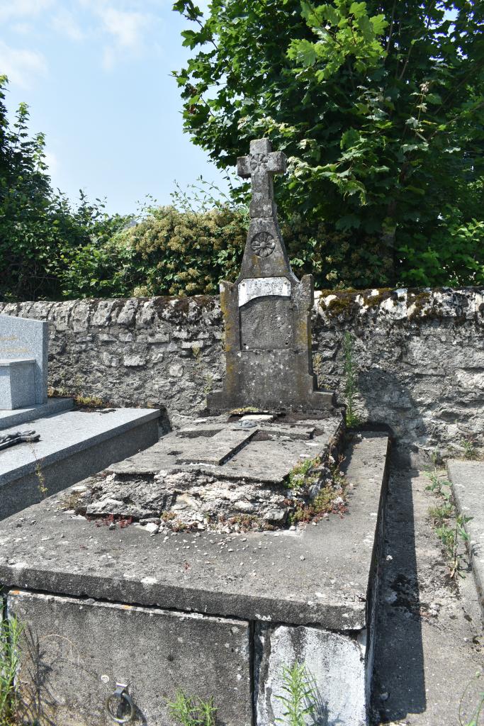 cimetière de Balsac