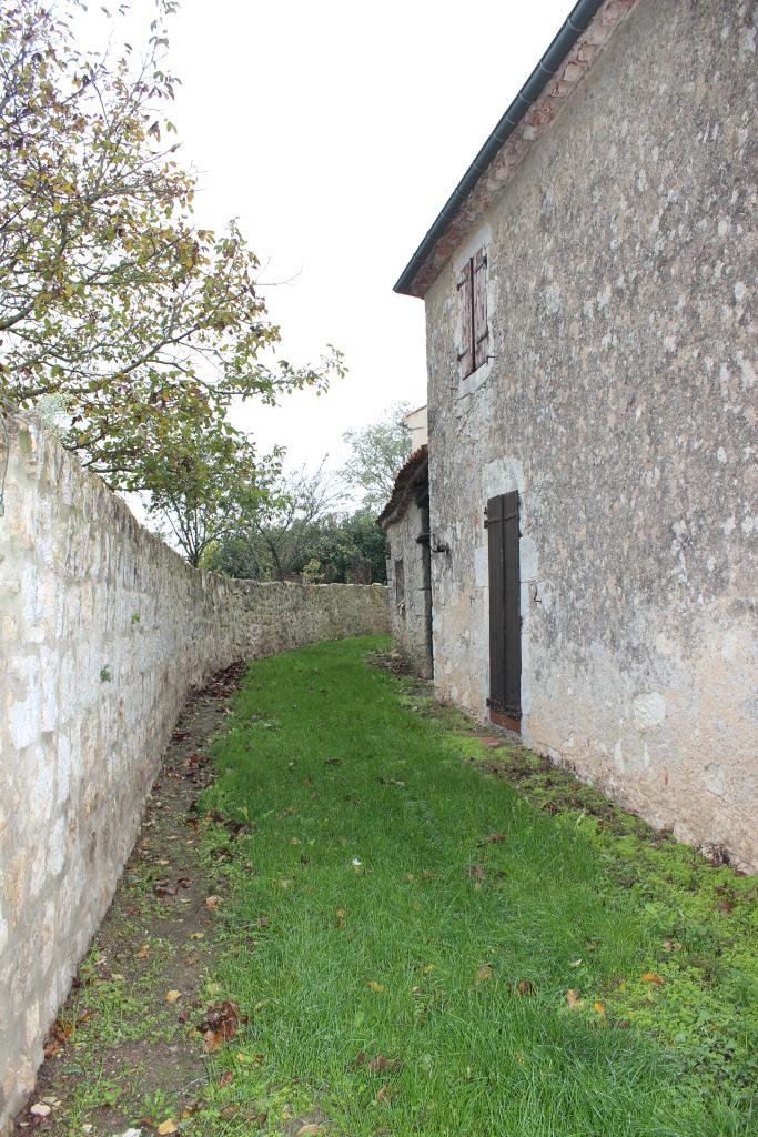 village de Cézan