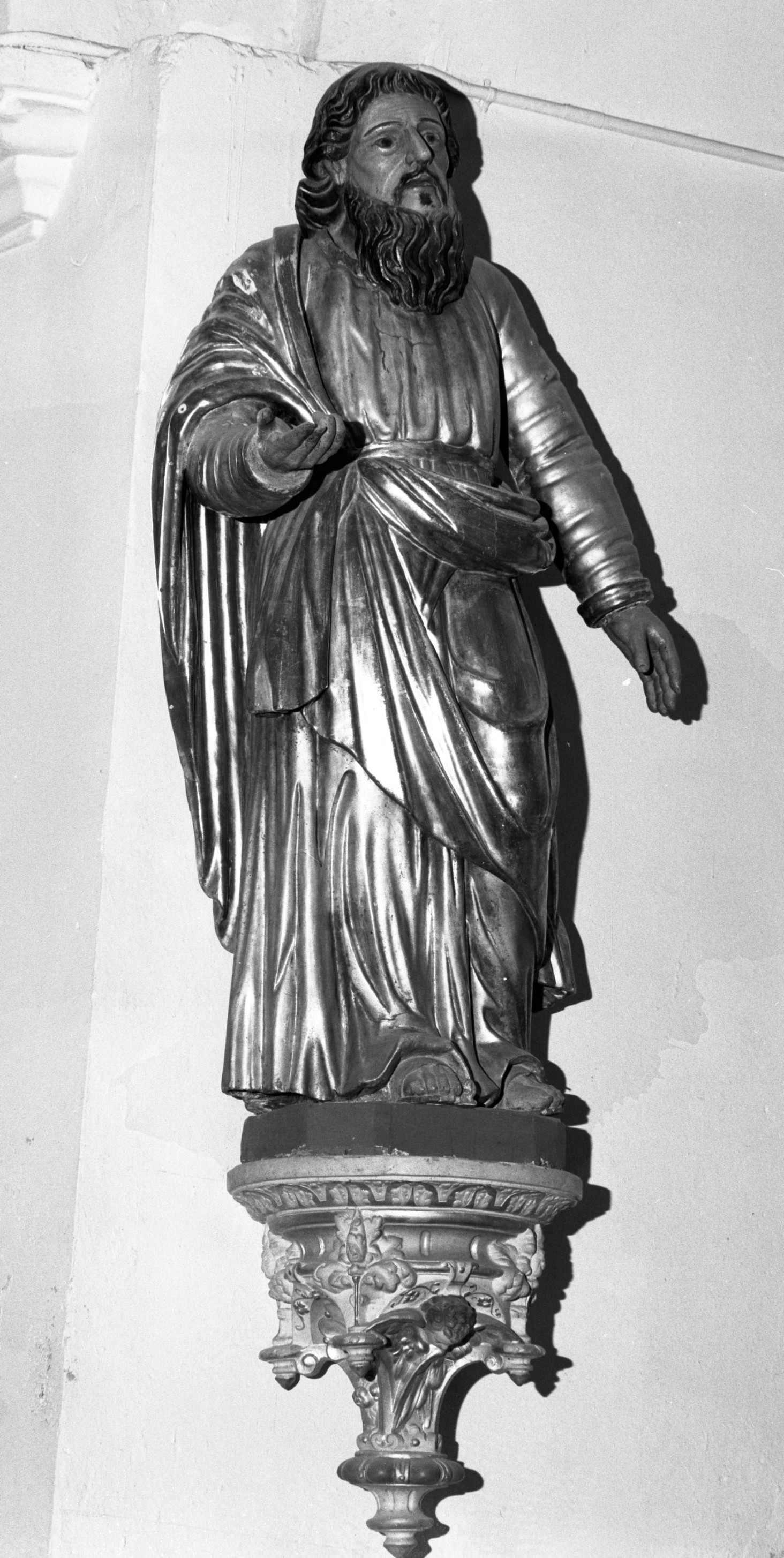 deux statues en pendant : saint Pierre, saint Paul