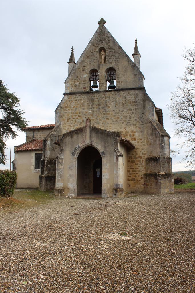 village de Miramont-Latour
