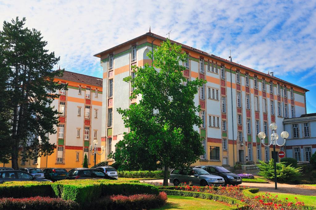hôpital psychiatrique de Cayssiols, aujourd'hui centre Hospitalier Sainte-Marie de Rodez