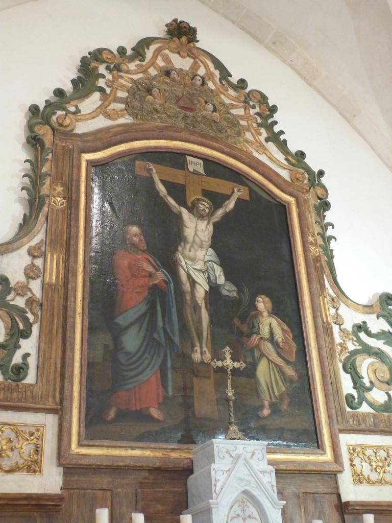 ensemble du retable du maître-autel, lambris de demi-revêtement, tableau et son cadre : la Crucifixion