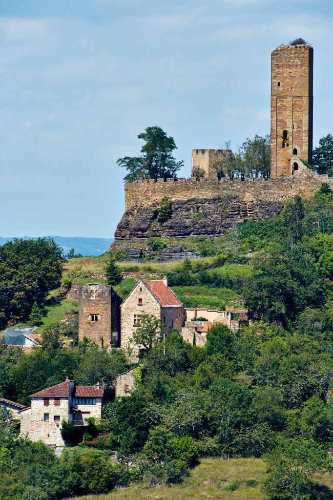 château fort, dit "Tours de Saint-Laurent"