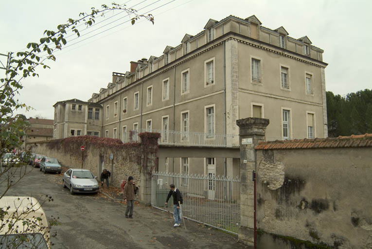 prieuré de chanoines réguliers de saint Augustin, actuellement Maison des oeuvres