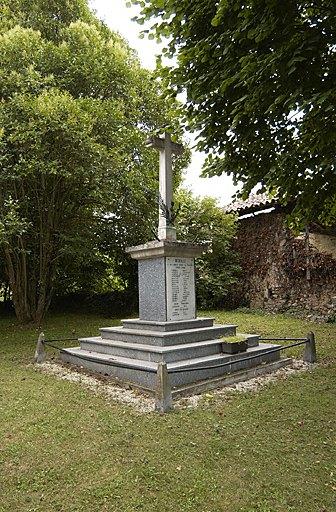 monument aux morts (croix monumentale) de la guerre de 1914-1918, de la guerre d'Indochine et de la guerre d'Algérie