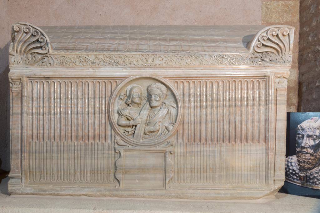 sarcophage dit "sarcophage aux époux"