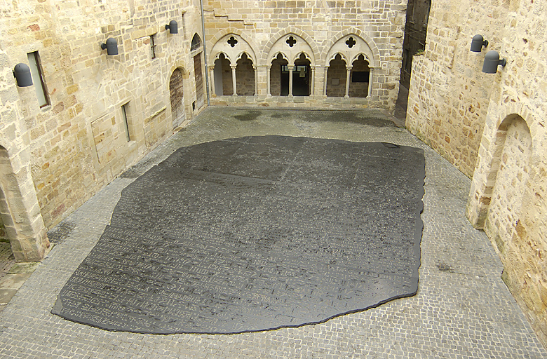 plaque commémorative (installation) : Ex-libris, J.-F. Champollion