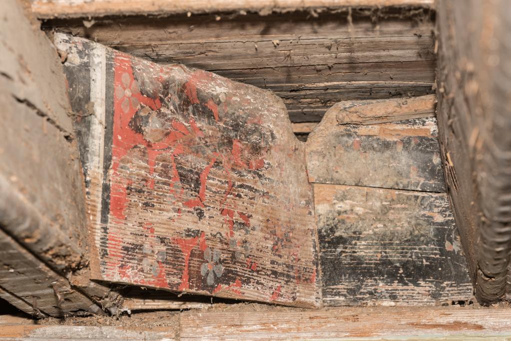 plafond peint du premier étage du château de Pomas: closoir Ib5