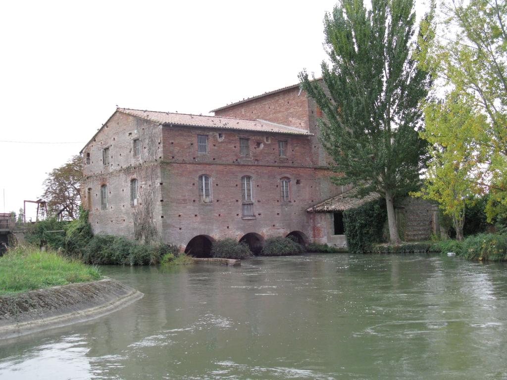 usine, moulin de l'écluse numéro 9 d'Embalens