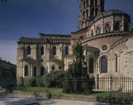 Abbaye de chanoines de saint Augustin, dite basilique Saint-Sernin, actuellement église paroissiale