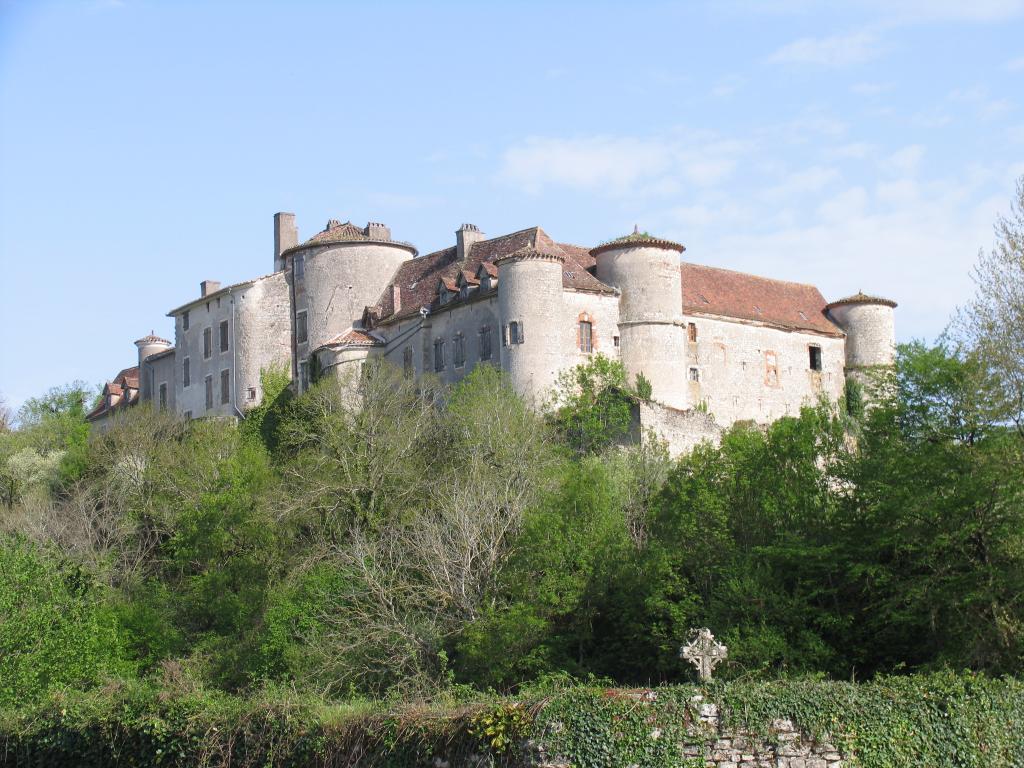 château dit "borie"