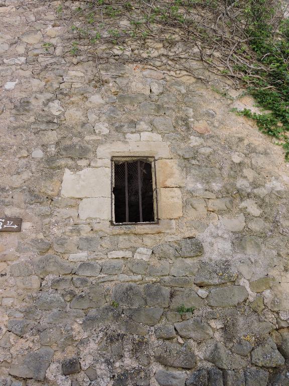 écart : bourg castral de Boussagues