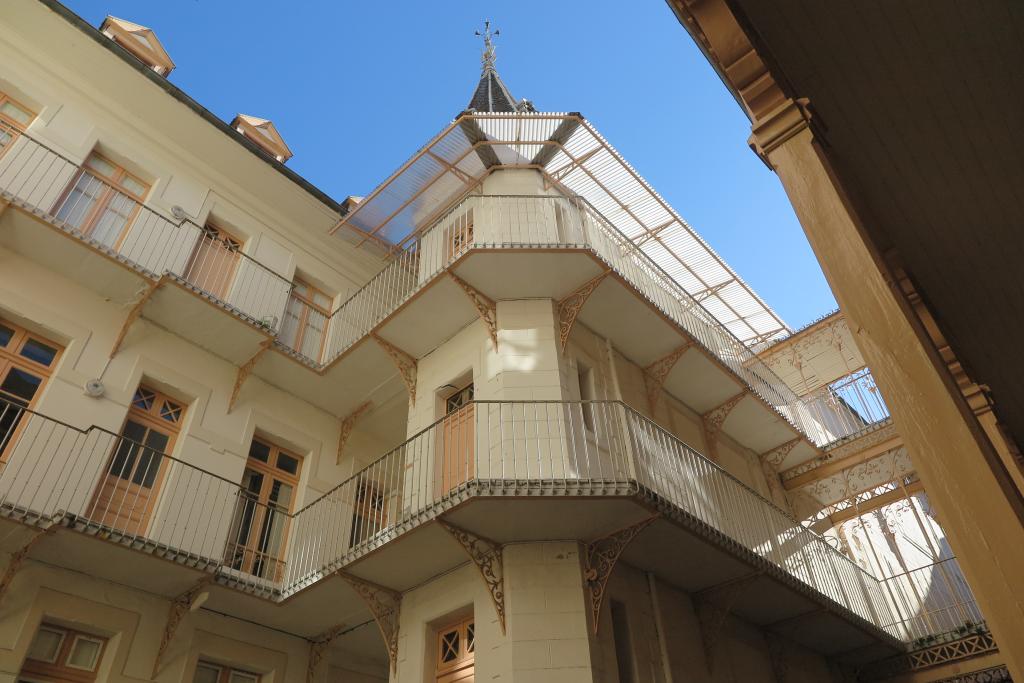 grand hôtel Bonnemaison actuellement résidence palais d'Etigny