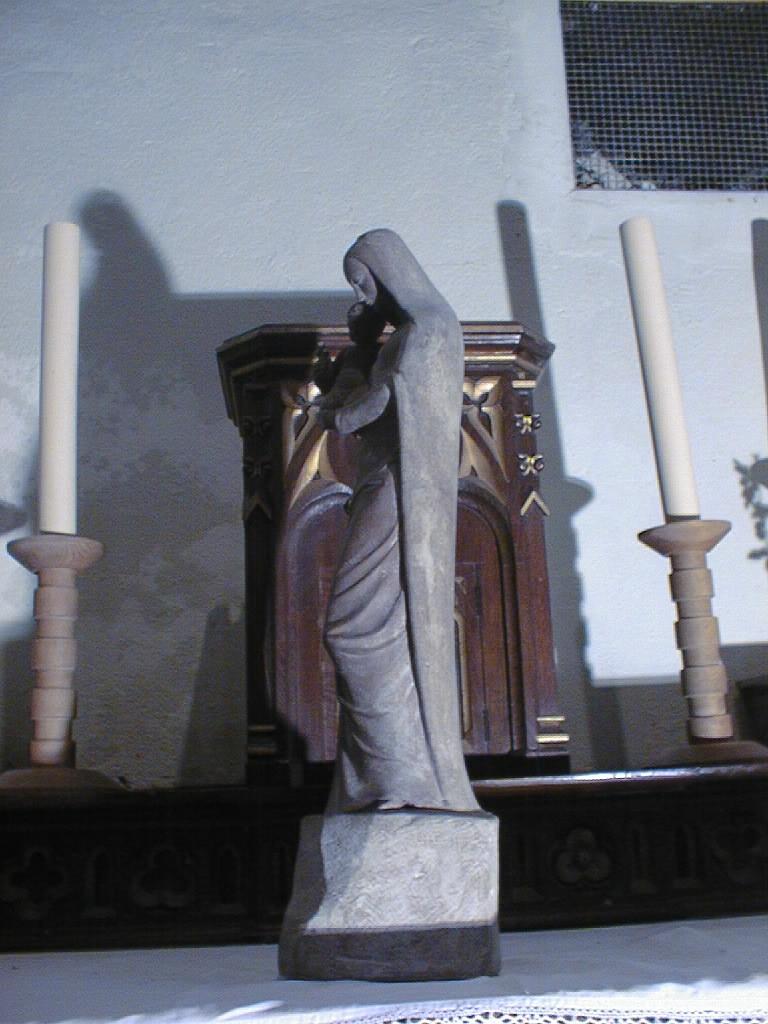 statue (statuette) : Vierge à l'Enfant dite Madone