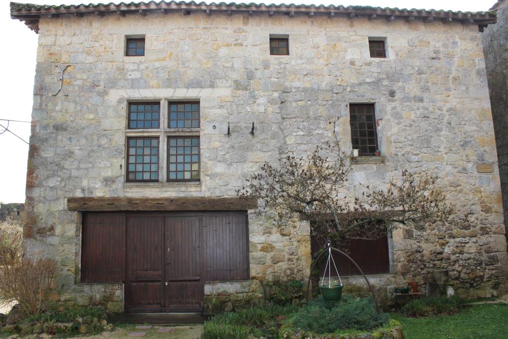 village de Larressingle