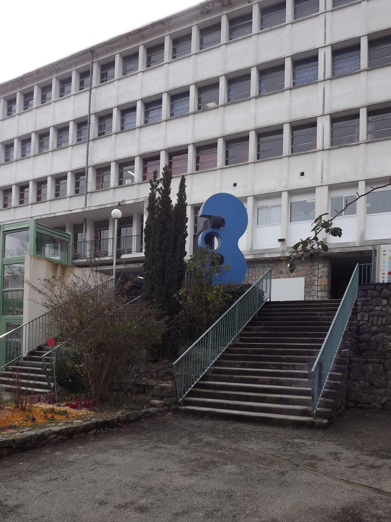 ensemble de 6 sculptures