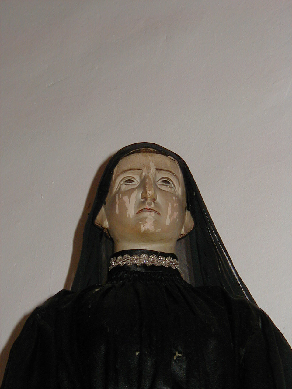 Statue de Vierge des Douleurs