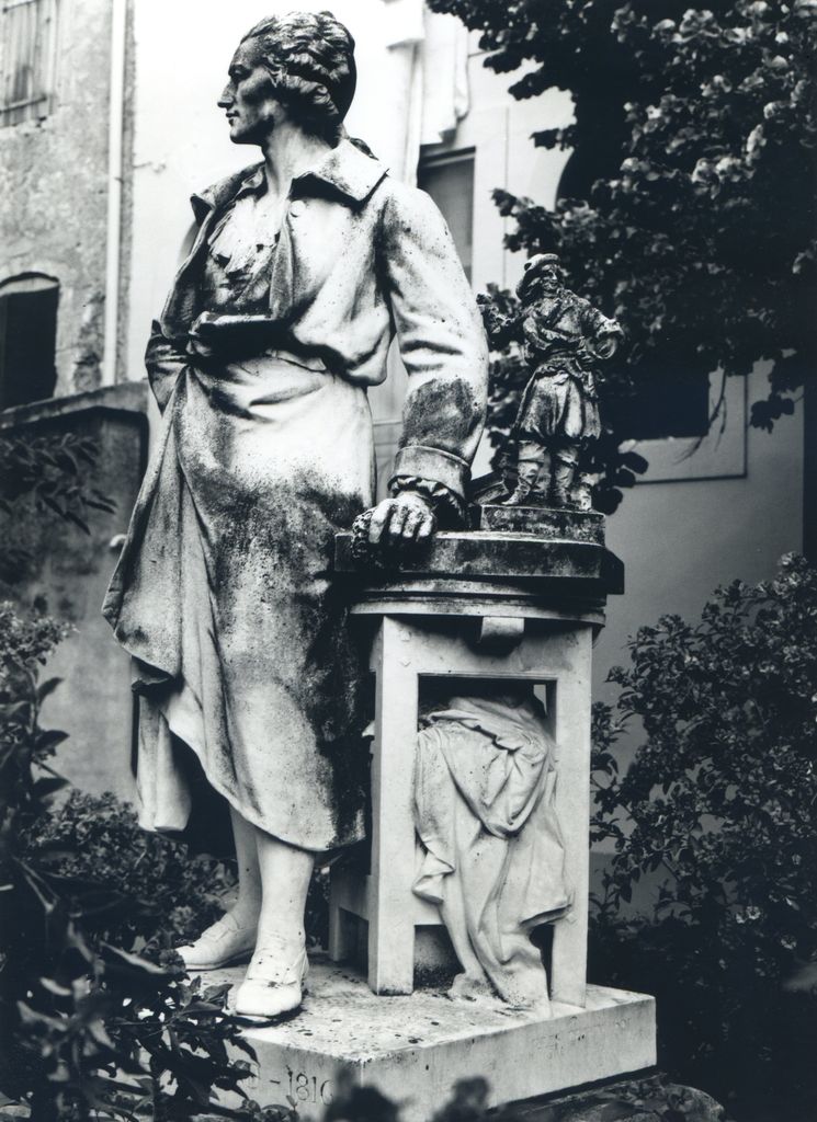 statue : le sculpteur Roland