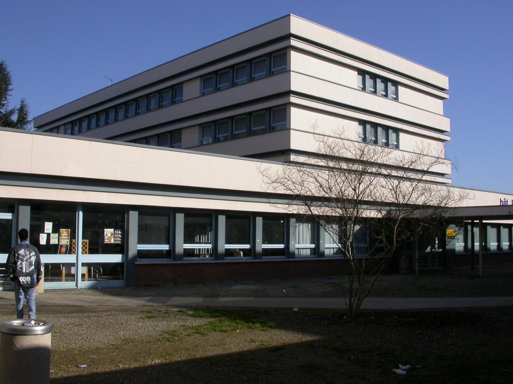 lycée polyvalent Rive gauche et lycée technique du Mirail