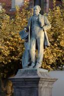 statue de François Gracchus Cabrol