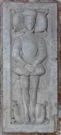 Pierre tombale de style Renaissance