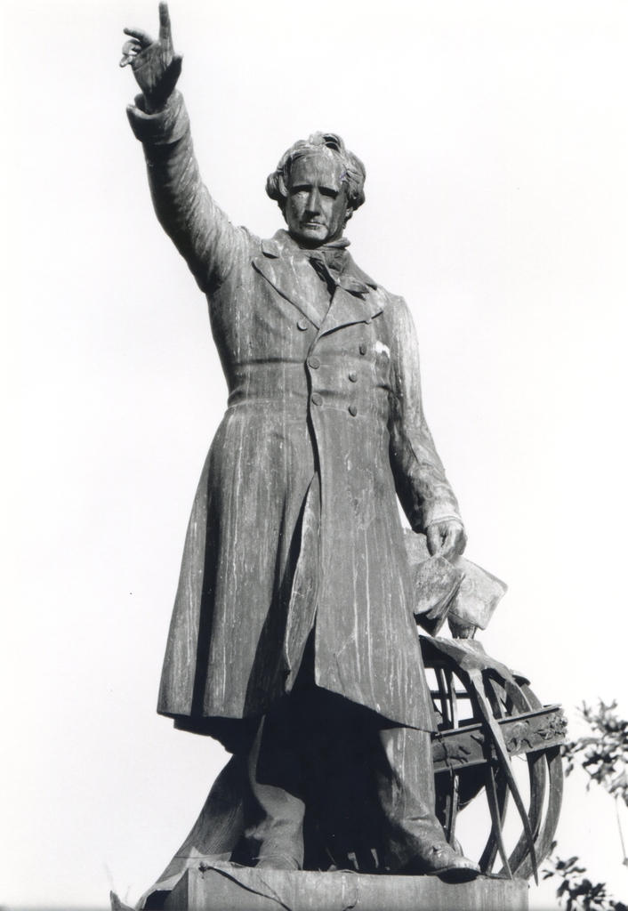 monument de François Arago