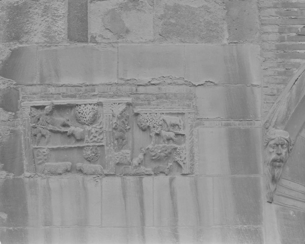 Abbaye de chanoines de saint Augustin, dite basilique Saint-Sernin, actuellement église paroissiale
