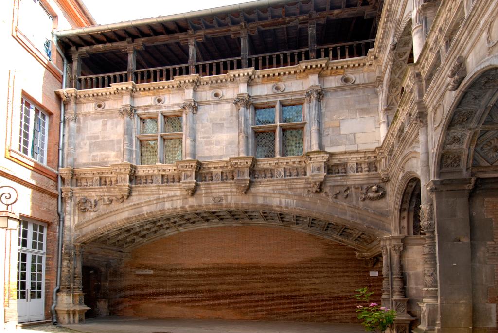 hôtel de Bernuy, puis collège universitaire, actuellement lycée Pierre de Fermat