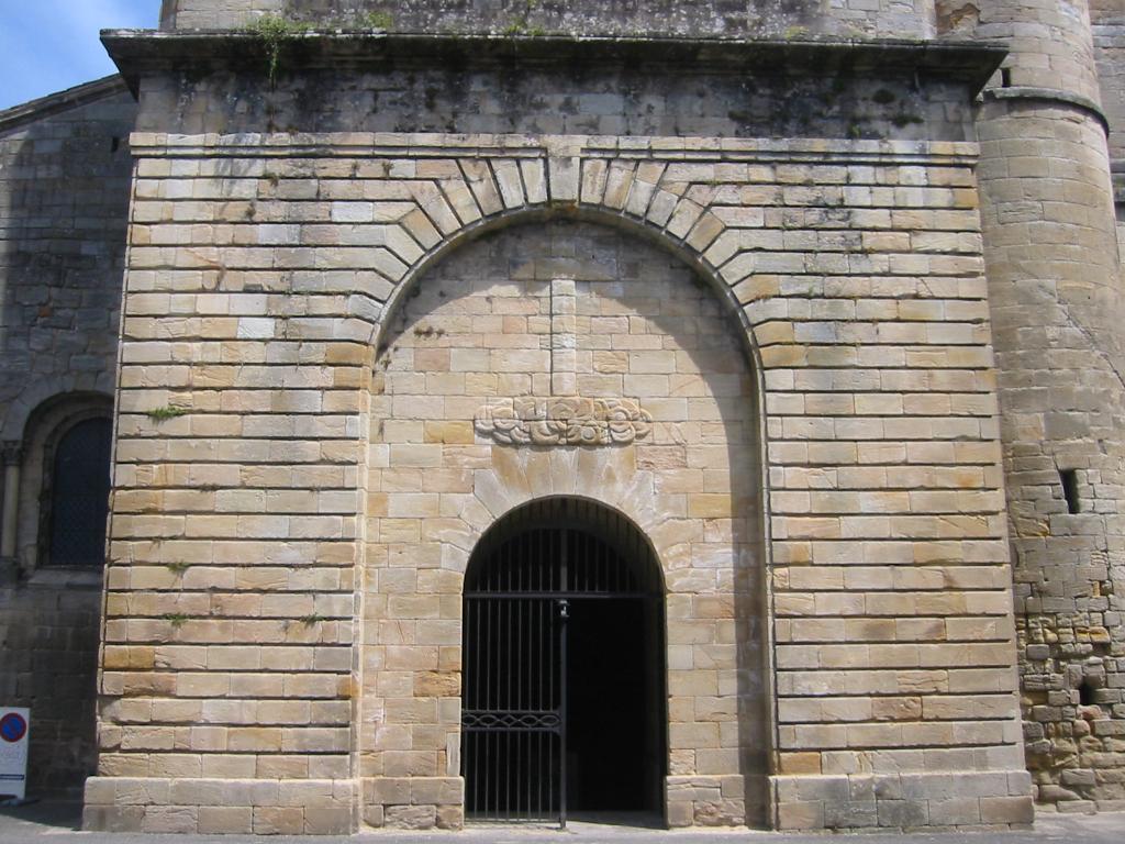 abbaye de bénédictins Saint-Sauveur