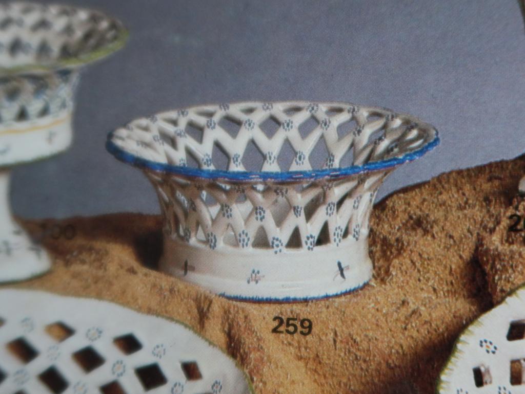 modèle et moule mère de corbeille ronde festonnée