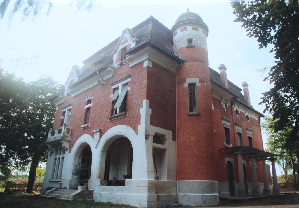 château de Sainte-Arthémie