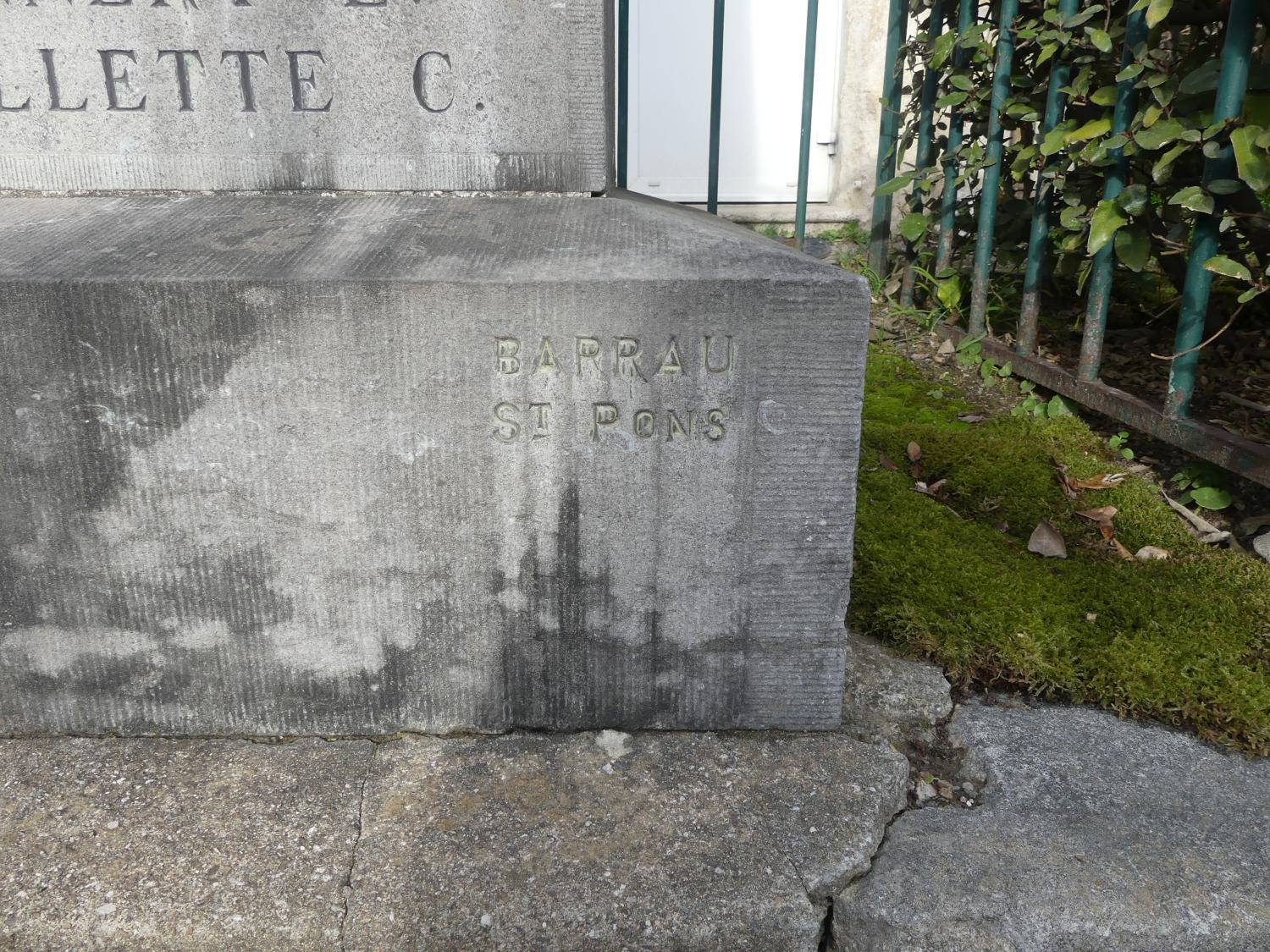 monument aux morts de la guerre de 1914-1918 et de la guerre de 1939-1945