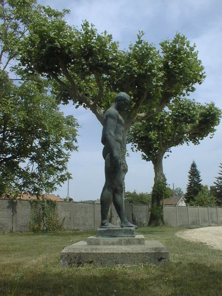 statue (colossal) : Athlète dit Le Discobole