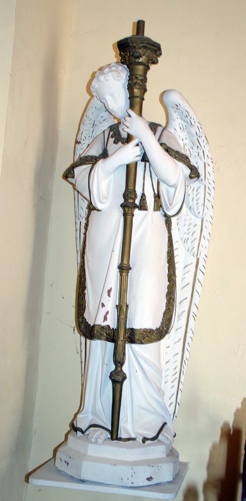 Présentation du mobilier de l'église de Garons