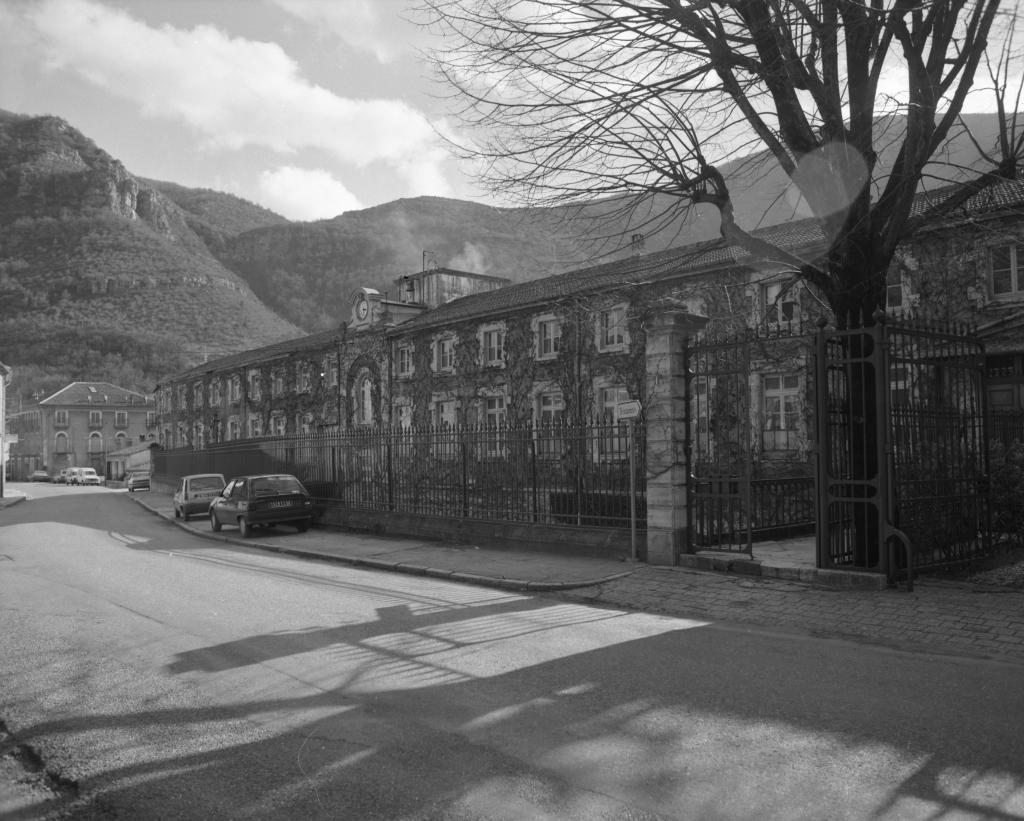 usine de bonneterie de soie et de coton Brun, puis Brun d'Arre