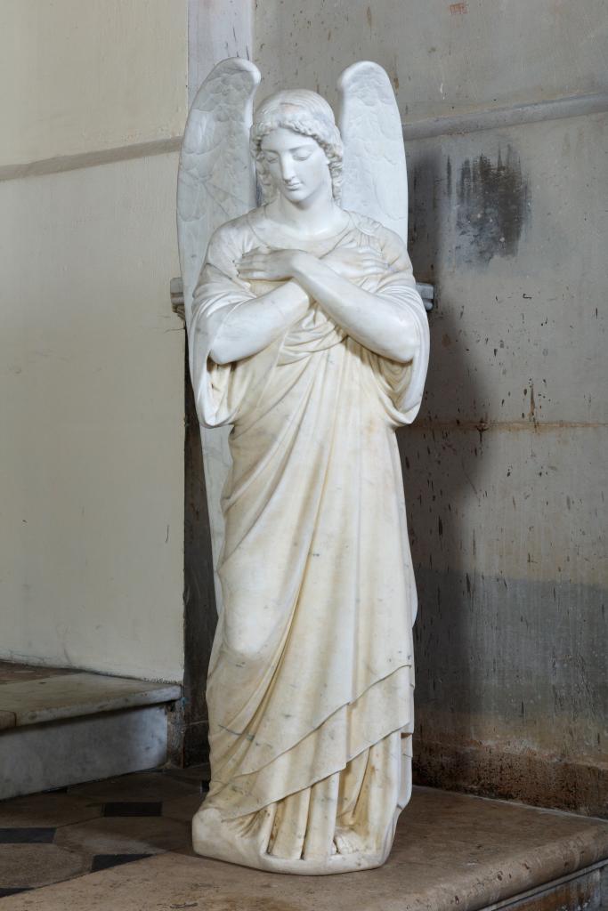 statues : anges adorateurs