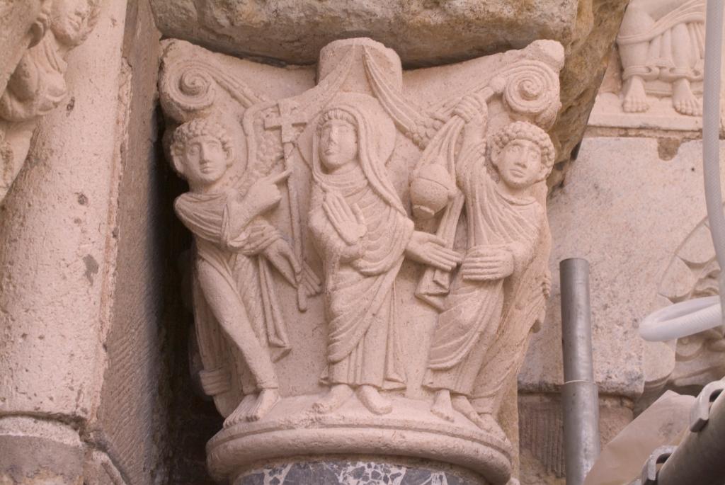 Abbaye de chanoines de saint Augustin, dite basilique Saint-Sernin, actuellement église paroissiale