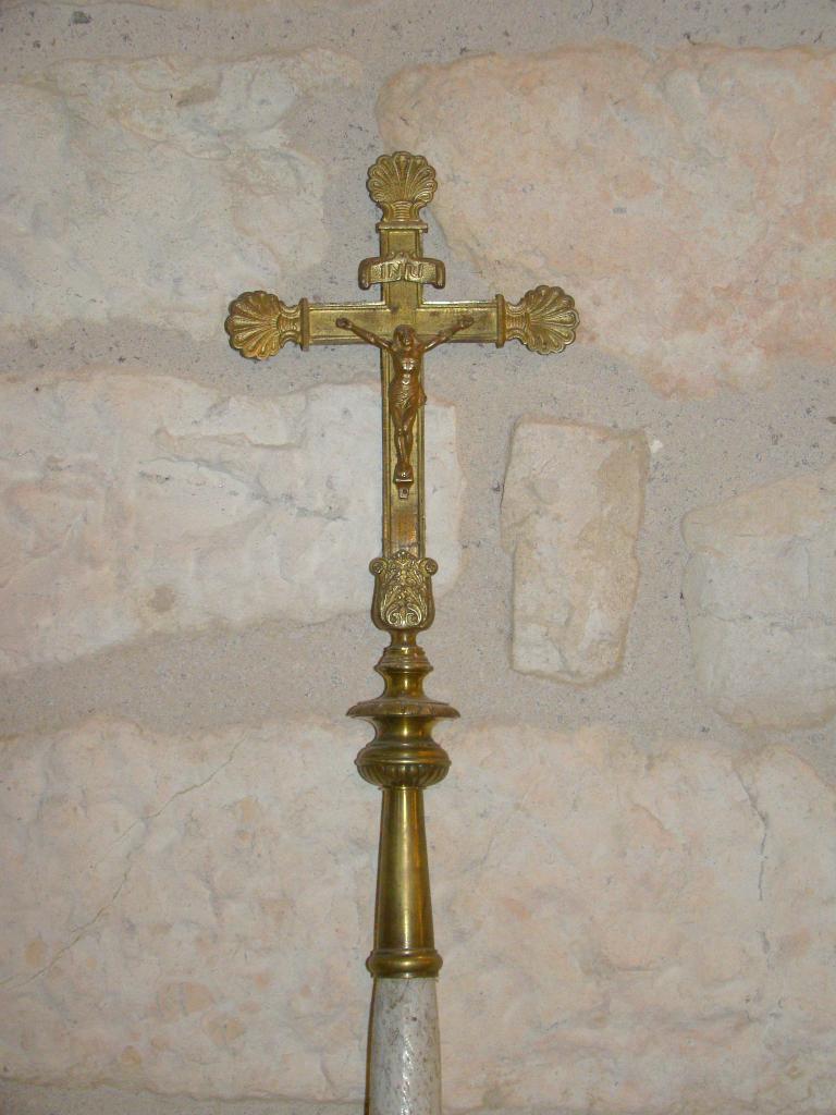 croix de procession : Christ en croix