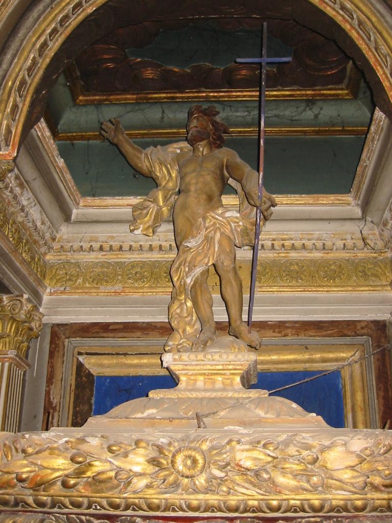 ensemble du retable du maître-autel : retable architecturé, autel tombeau, gradin d'autel, tabernacle, statues (8)
