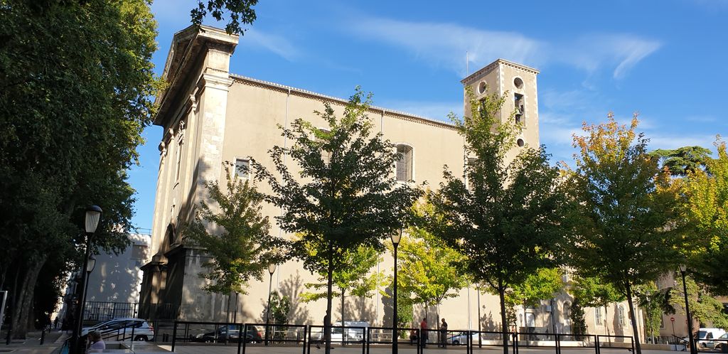 église paroissiale Saint-Charles de Nîmes