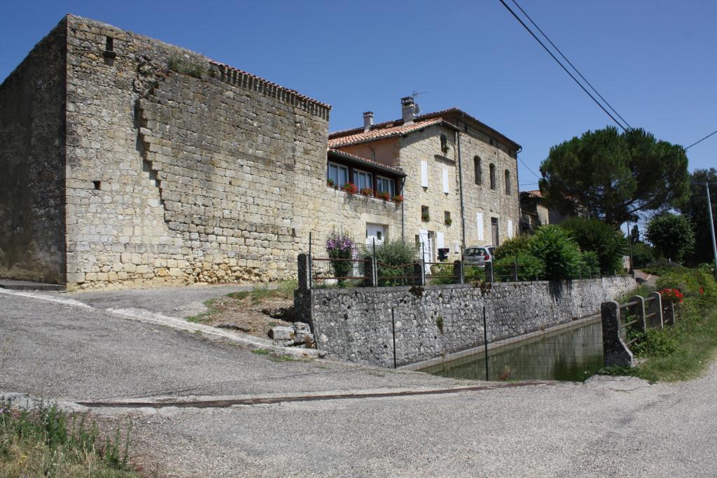 fortification d'agglomération