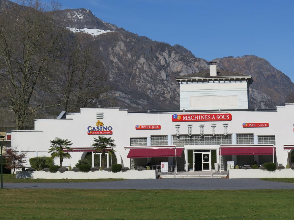 casino, anciennement établissement médical dit Institut thérapeuthique