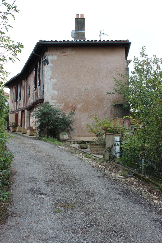 village de Nougaroulet