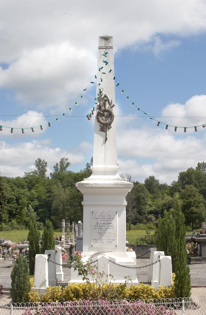 monument aux morts de la guerre de 1914-1919, de la guerre de 1939-1945 et de la guerre d'Indochine