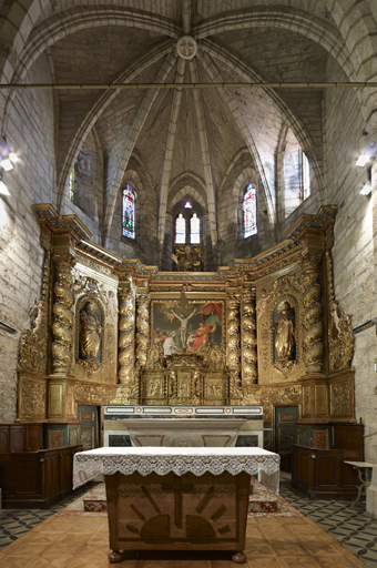 Ensemble tabernacle et retable avec deux statues